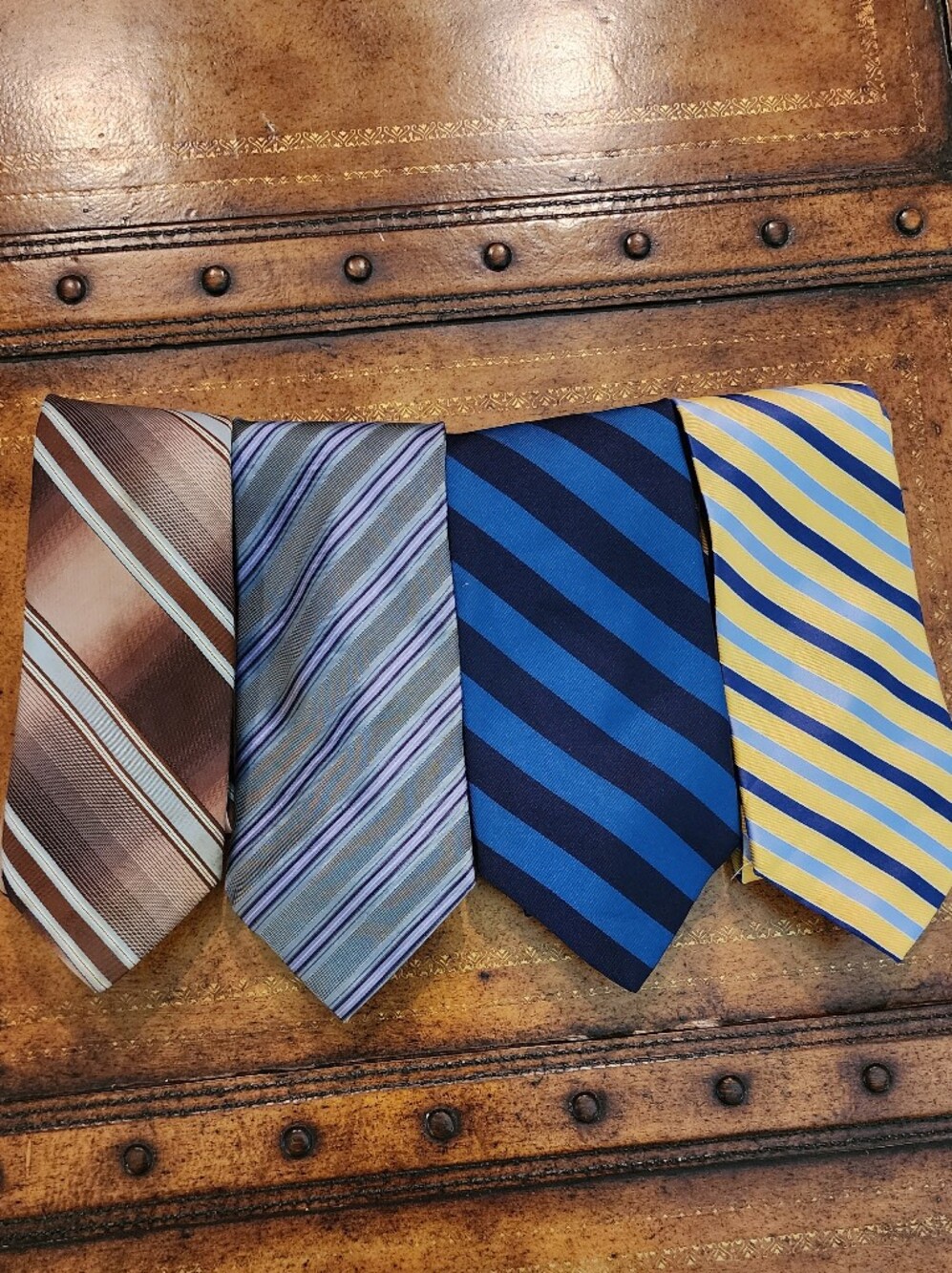 4pc Men’s Tie Lot TOMMY HILFIGER Kenneth Cole Roundtree & Yorke Silk Vintage